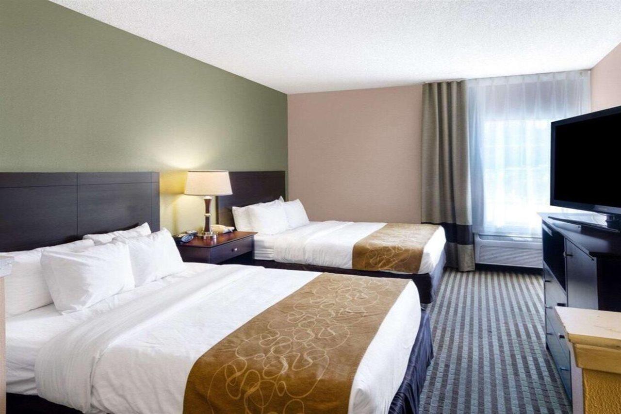 Quality Suites Irving-Las Colinas Esterno foto