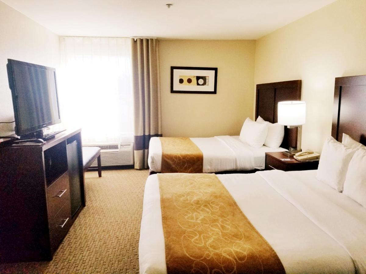 Quality Suites Irving-Las Colinas Esterno foto