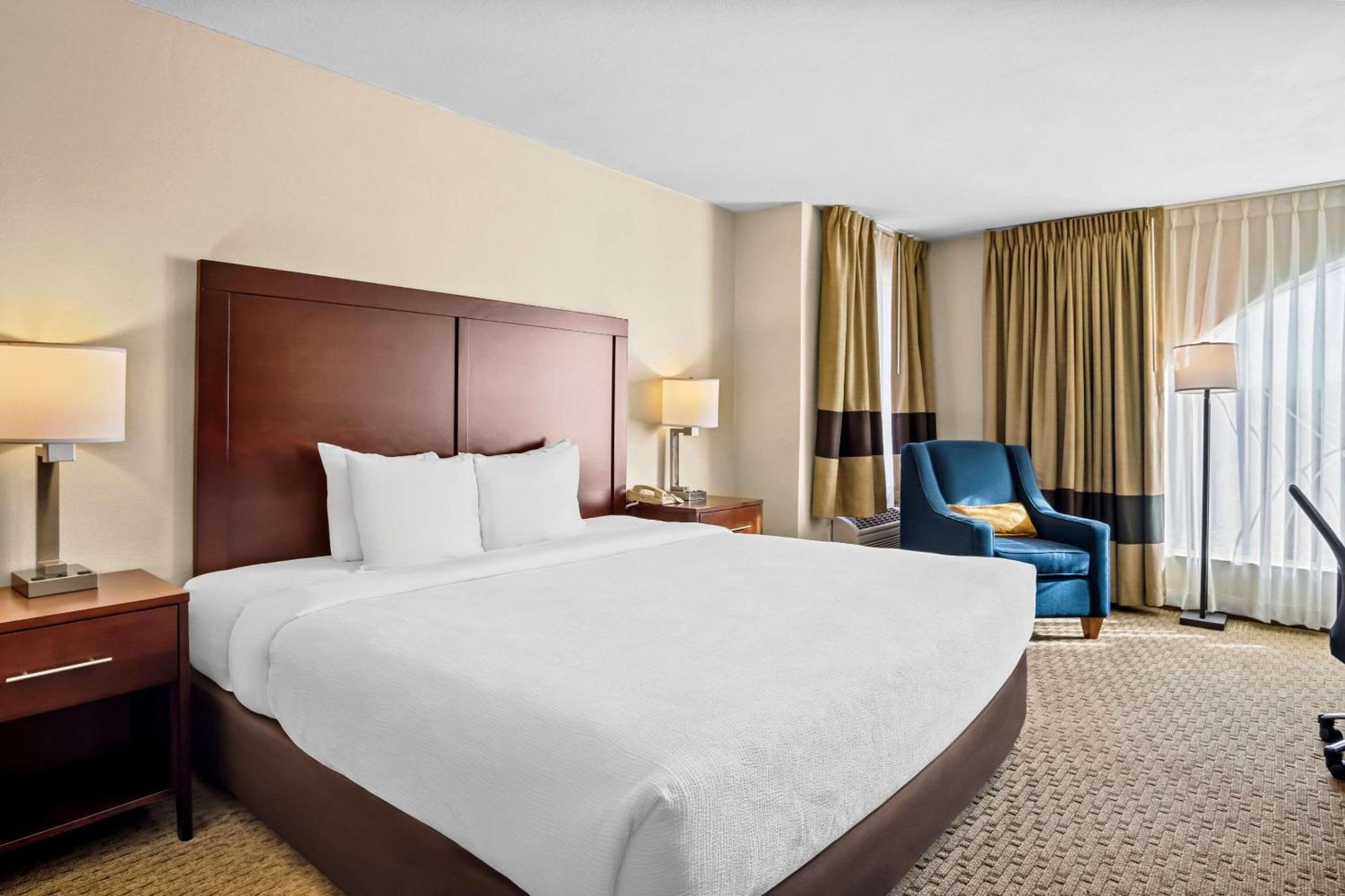 Quality Suites Irving-Las Colinas Esterno foto